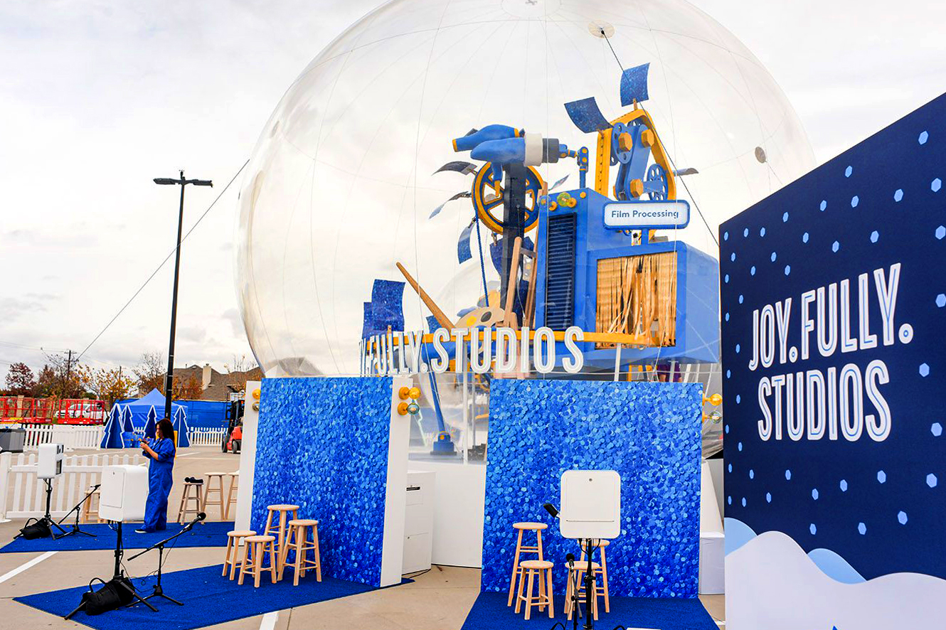 JoyGlobes_Walmart_06